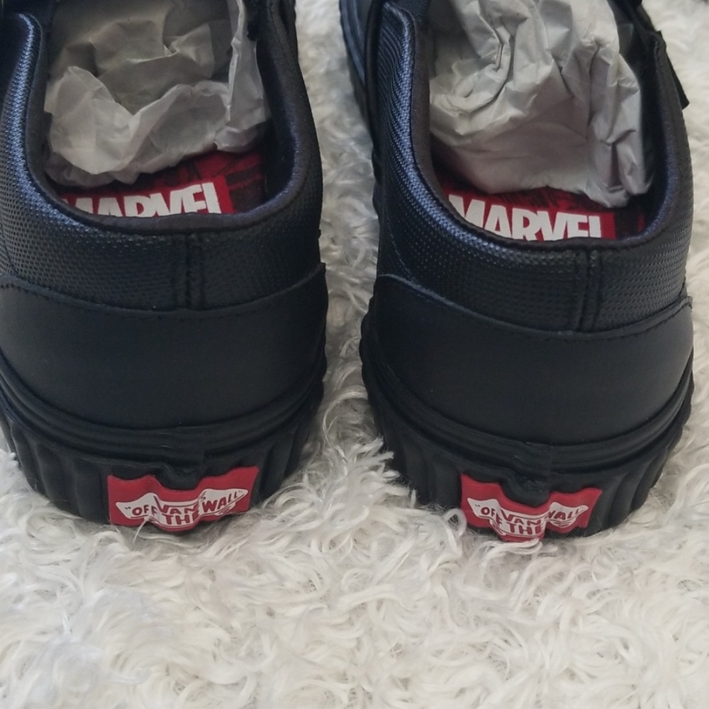 NWT Vans Marvel Black Widow Slip On - Picture 4 of 7